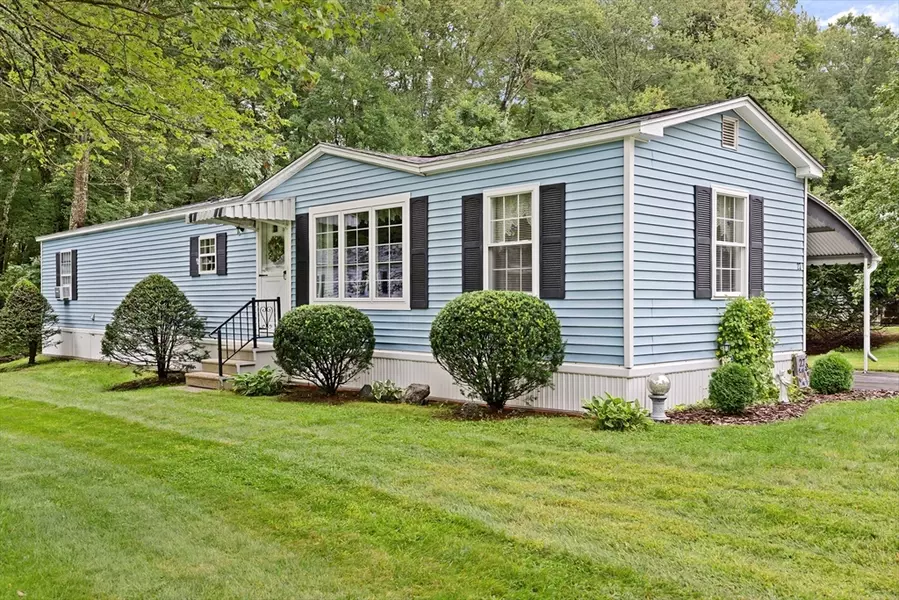 27 Tyler Street, Brookfield, MA 01506
