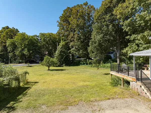 Williamsburg, MA 01096,3 Williams St