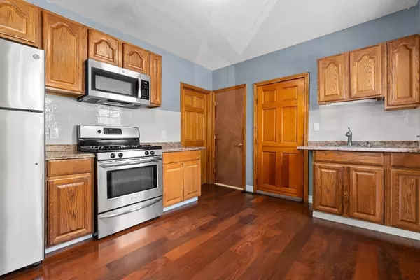 Lynn, MA 01902,8 Windsor Ave #1
