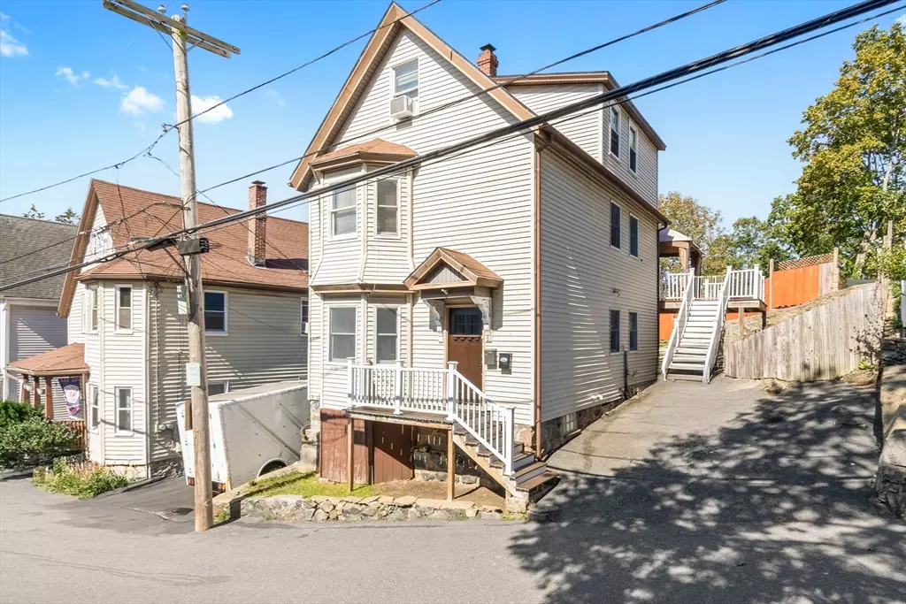 Lynn, MA 01902,8 Windsor Ave #1