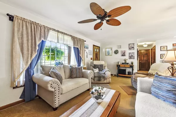 Hudson, MA 01749,26 Marychris Drive