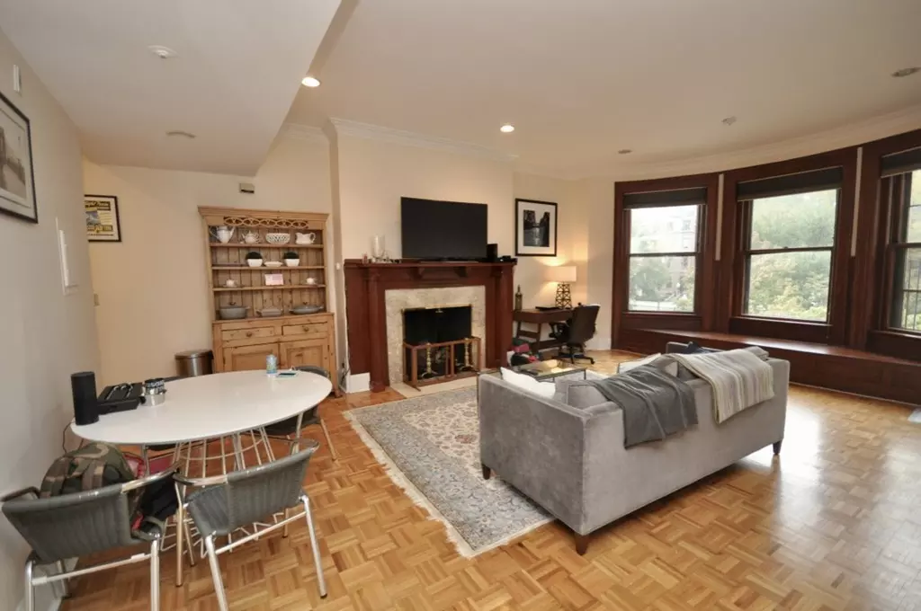 Boston, MA 02116,280 Commonwealth Avenue #207