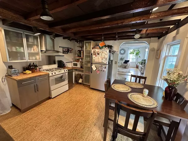 18 Tremont Street #2, Cambridge, MA 02139
