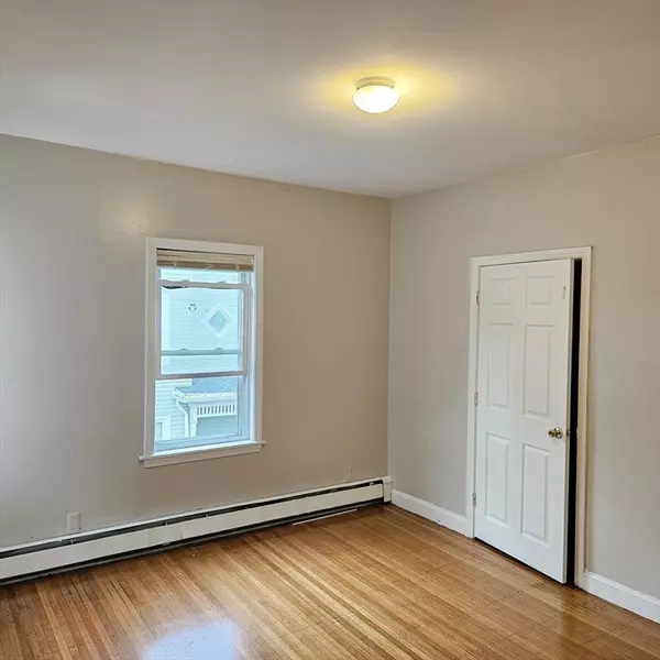 Brockton, MA 02301,64 Winthrop St #2