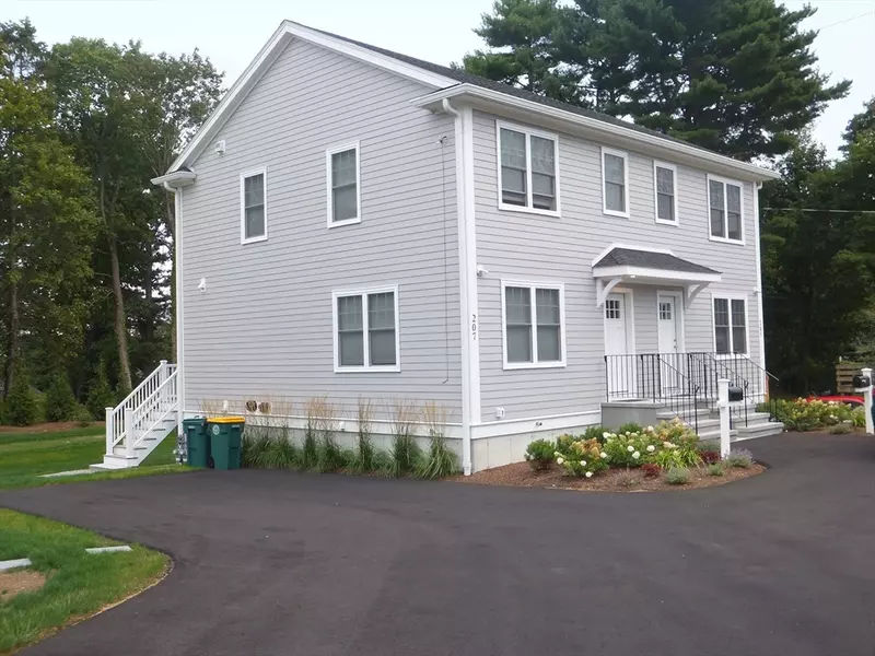 205-207 Bedford Street, Abington, MA 02351