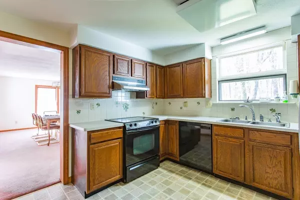 Ware, MA 01082,22 Berkshire Circle