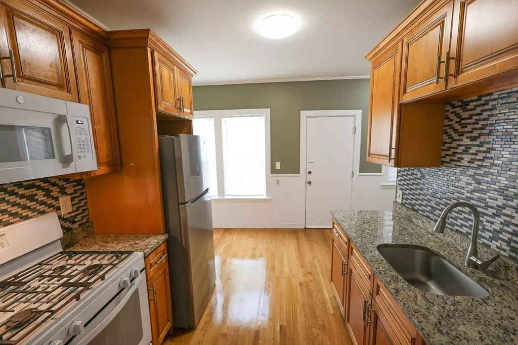 Boston, MA 02122,129 Draper Street #1