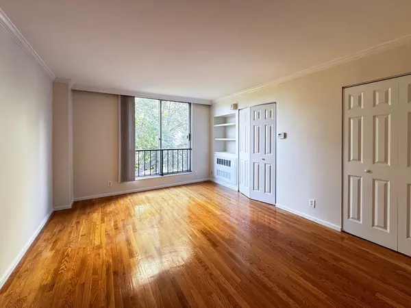 Brookline, MA 02445,99 Pond Ave #400