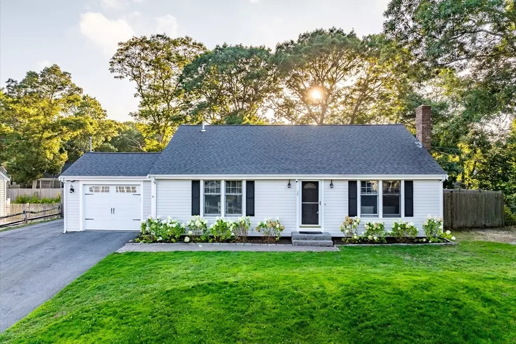 Yarmouth, MA 02673,17 Trowbridge Path