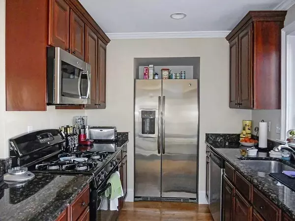 Natick, MA 01760,171 N.Main Street #171