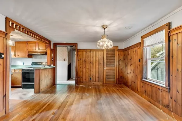 Lynn, MA 01902,7 Goodell Street