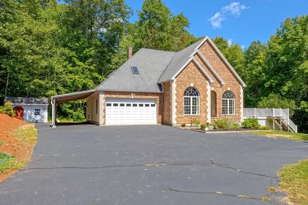 Leicester, MA 01524,3 Flagg Dr