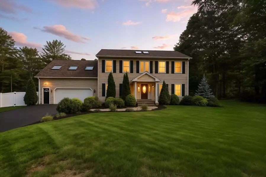 23 Pine Knoll, Southwick, MA 01077