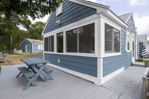 Bourne, MA 02562,51 Canal Street #18