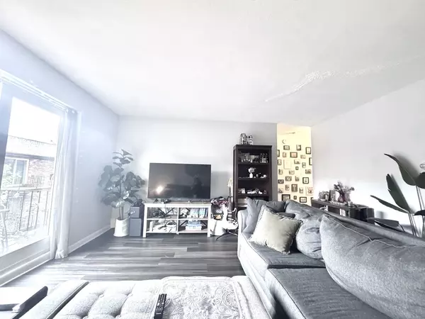 Boston, MA 02132,22 Westgate #6