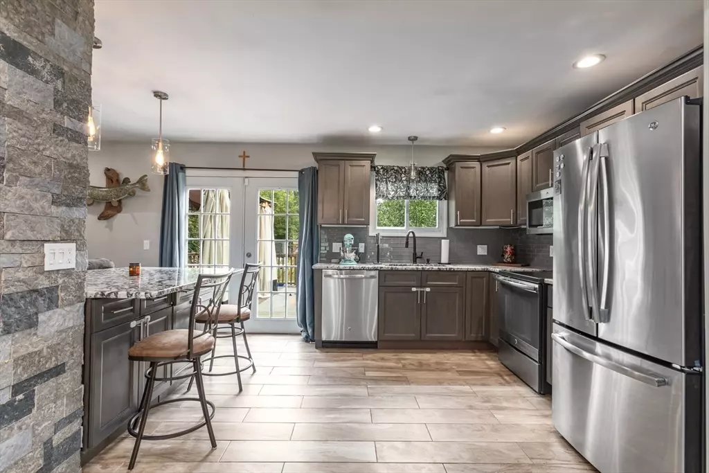 Cheshire, MA 01225,53 Wells Rd