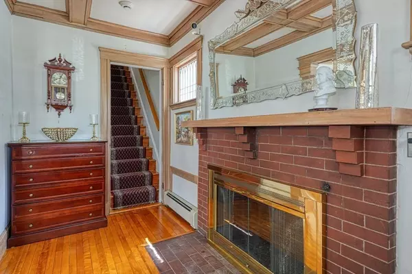 Watertown, MA 02472,27 Appleton St