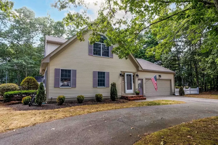 49 Rivers End Road, Falmouth, MA 02536