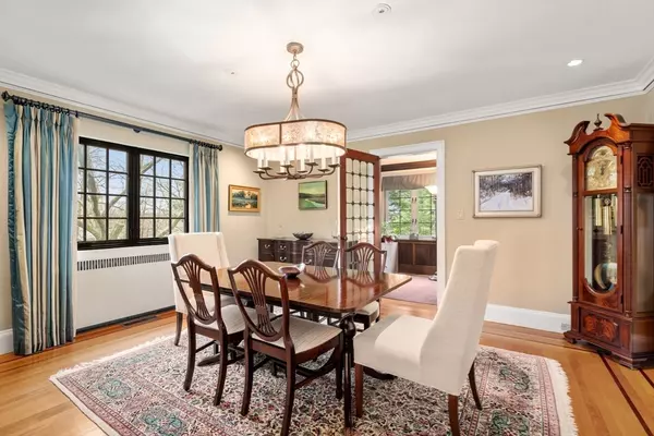 Brookline, MA 02467,16 Alberta Rd