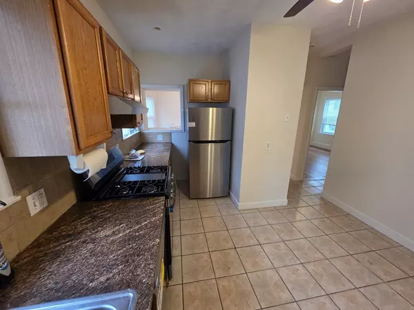 Medford, MA 02155,1028 Fellsway #1
