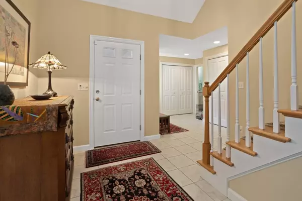 Reading, MA 01867,7 Leaning Elm Drive #7