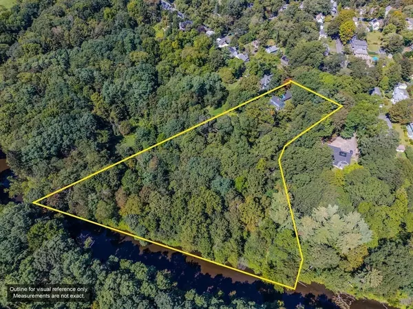 Northampton, MA 01060,10 Ward Ave