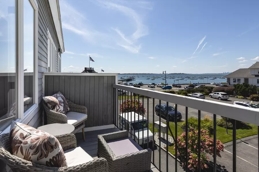 432 Humphrey Street #15, Swampscott, MA 01907