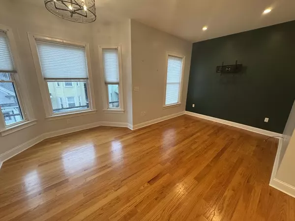 Boston, MA 02128,238 Saratoga St #2