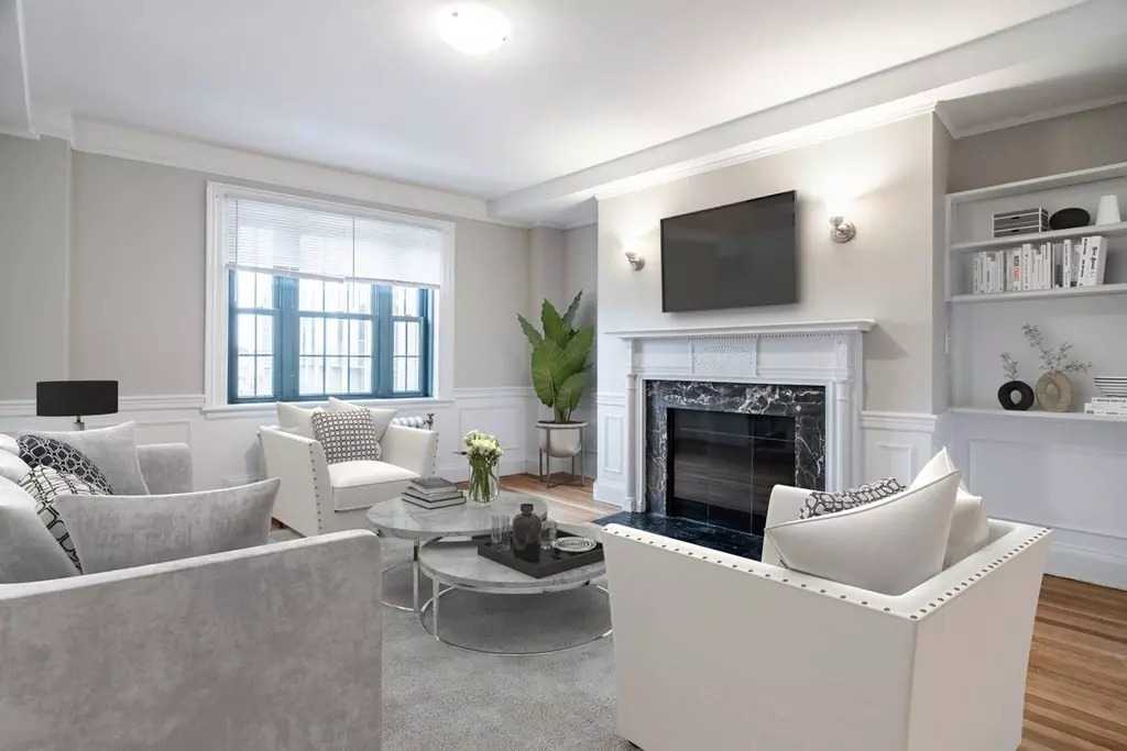 Boston, MA 02108,124 Bowdoin Street #72