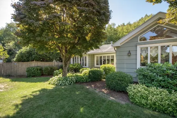 Randolph, MA 02368,9 Dennis Circle
