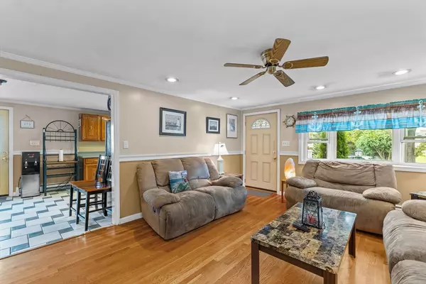 New Bedford, MA 02744,77 Ricketson St