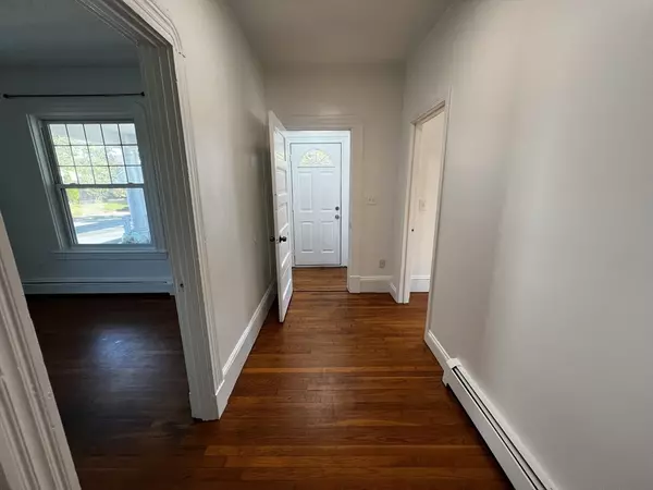 Brockton, MA 02302,58 Standish St #1