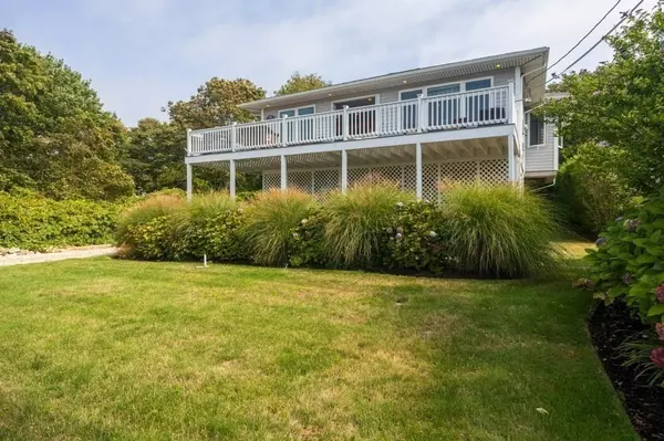 Fairhaven, MA 02719,91 Balsam St