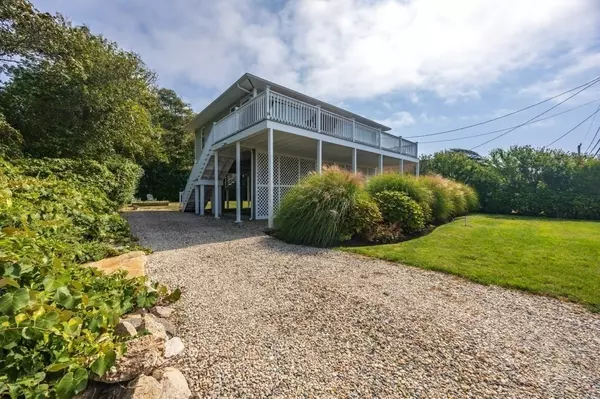 Fairhaven, MA 02719,91 Balsam St