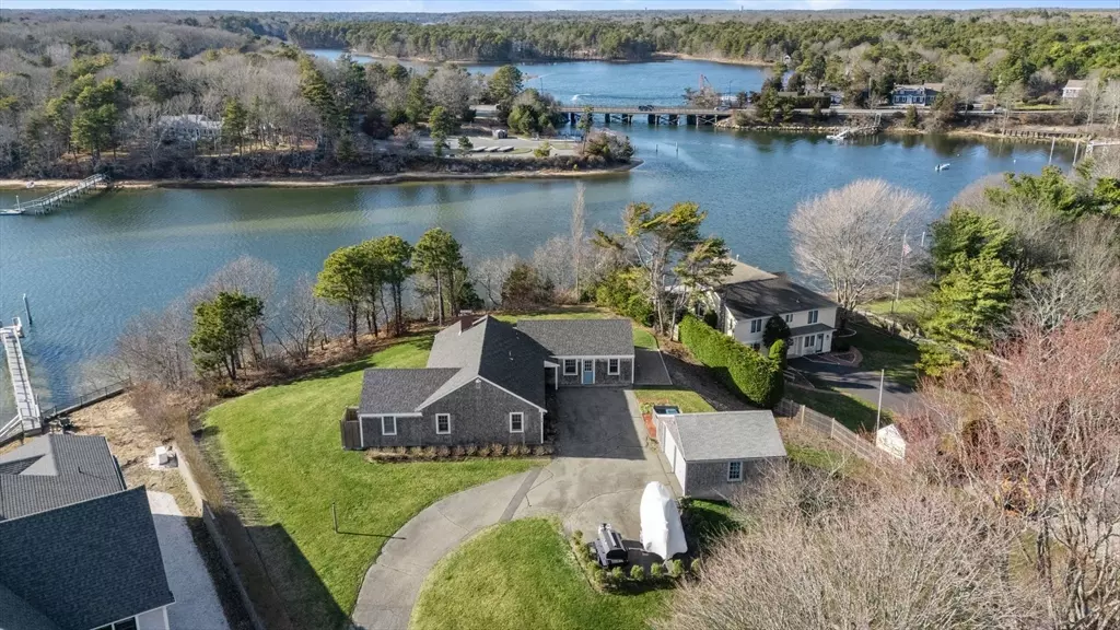 Dennis, MA 02660,30 Captain Nickerson Ln
