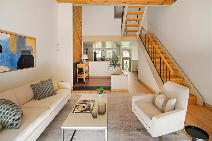 11 Dana Street #D, Cambridge, MA 02138