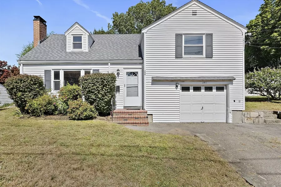 286 Broad St, Weymouth, MA 02188