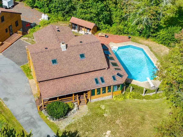 Plympton, MA 02367,9 Upland Rd