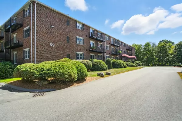 Dracut, MA 01826,59 Mill St #305