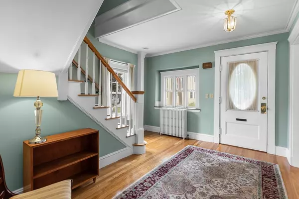 Belmont, MA 02478,17 Ripley Road