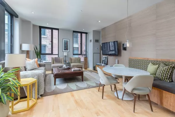 Boston, MA 02110,346 Congress St #202