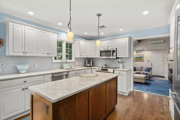 Easton, MA 02356,49 Cosma Rd