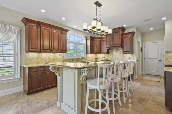 Middleton, MA 01949,112 Mill St