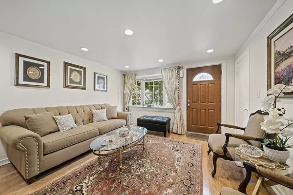 Weymouth, MA 02188,92 Mercury Street