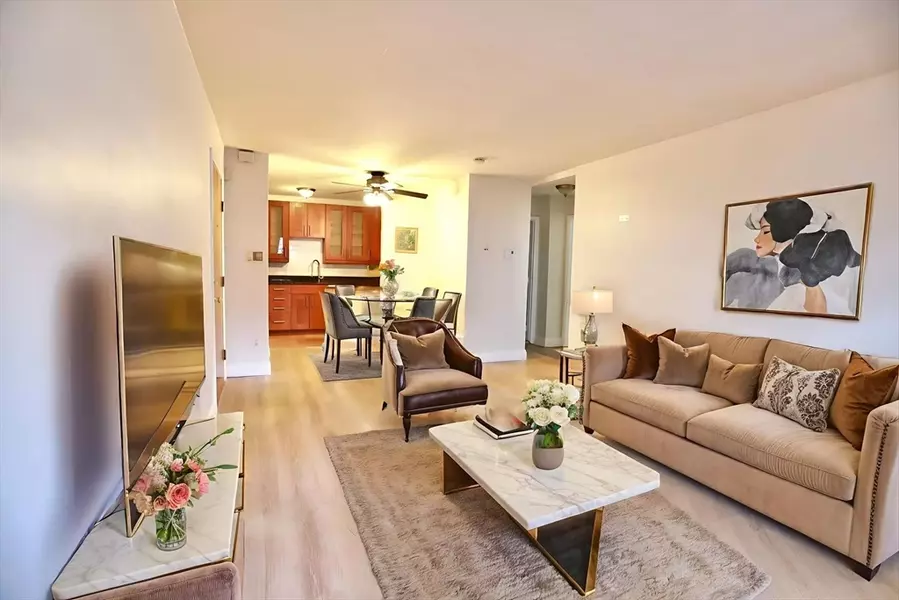 2 Larose Pl #6, Boston, MA 02135