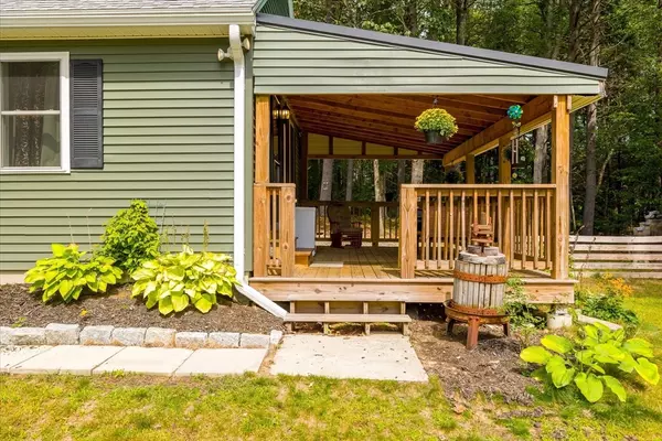 Templeton, MA 01468,7 1st St