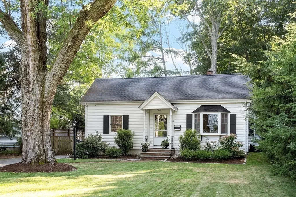 Andover, MA 01810,14 Clark Road