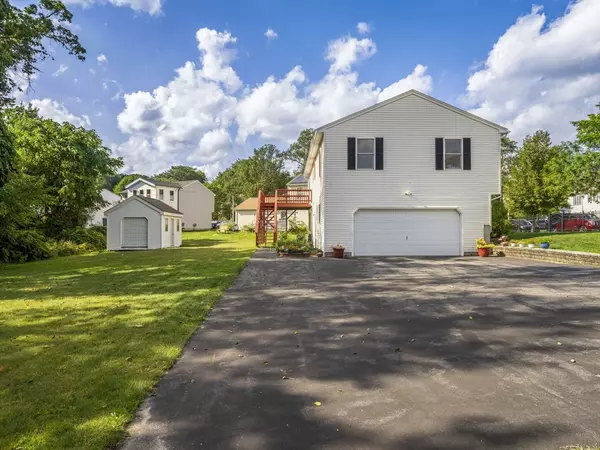 Worcester, MA 01604,19 Arborwood Drive