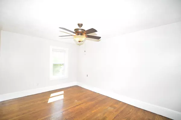 Sharon, MA 02067,116 Pond Street #2