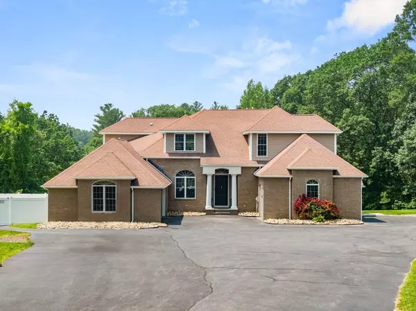 North Reading, MA 01864,31 Cedar Street